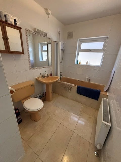 Family bathroom before renovation
